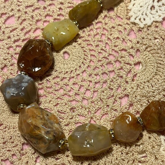 Stone necklace. Toggle clasp. #Handmade. - Picture 2 of 4